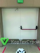 Установлены двупольные противопожарные двери с отбойником в ТЦ "Калейдоскоп"
